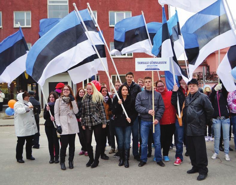 7 TAMSALU AJALEHT Tamsalu Gümnaasiumi õpilased Eesti Rahva Muuseumi nurgakivipanekul Õuesõppepäevast Tamsalu Gümnaasiumis on traditsioon korraldada mai teisel reedel õuesõppepäev.
