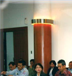 4 ROUND TABLE DISCUSSION INTERNASIONAL "PENINGKATAN KERJASAMA ANTAR NEGARA DI KAWASAN ASEAN GUNA MENGATASI TRANSNATIONAL ORGANIZED CRIME" Pada tanggal 27 Juli 2010 di ruang rapat Nusantara I Gd.