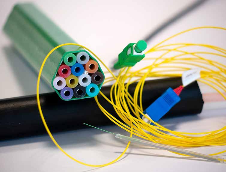 MAIT RAHI Elektrilevi teenuste projektijuht Hea uudis Harku valla elanikele: internetiühendus paraneb Optiline kaabel toob kiire interneti.