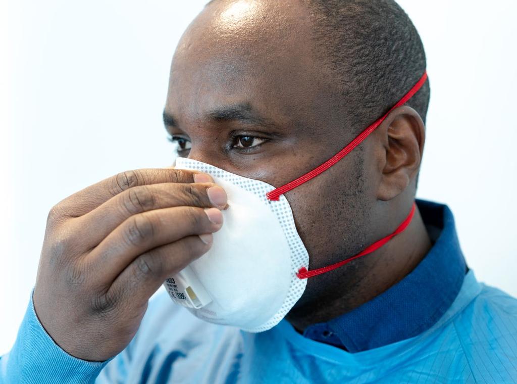 Respiraatori paigaldamise järel on oluline testida sobivust, järgides tootja juhiseid. Respiraatori sobivuse testimiseks on erinevaid meetodeid.