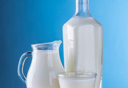 Rohkem piima Rohkem piimarasva Rohkem piimavalku Õige kindlustuslisand ja piiratud