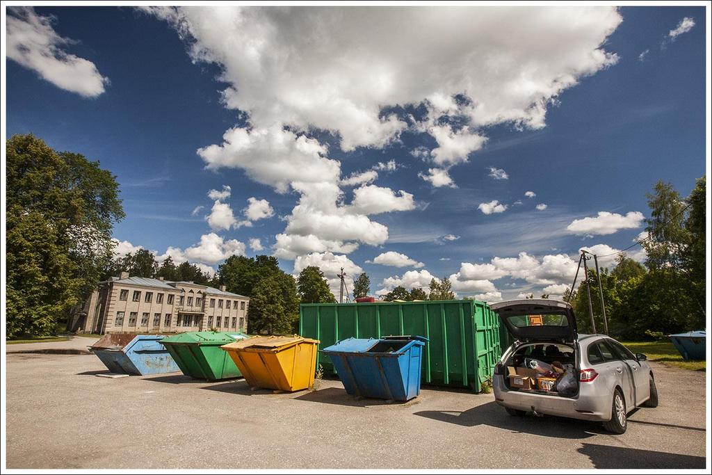 Keskkonnakaitse Jäätmekäitlus 2015. a viidi läbi MTÜ Kesk-Eesti Jäätmehoolduskeskuse poolt korraldatud jäätmeveo hange perioodiks 2016-2019, mille võitis AS Eesti Keskkonnateenused.