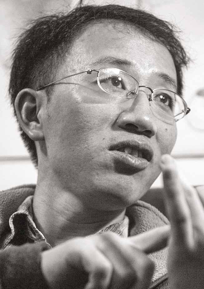 2008 HU JIA Hiina teisitimõtlejat HU JIAD on mitu korda vangistatud ja taas vabastatud pärast seda, kui Euroopa Parlament andis talle Sahhharovi auhinna selle 20.