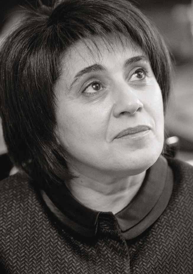 1995 LEYLA ZANA LEYLA ZANA sai 1991. aastal esimese kurdi naisena Türgi parlamendi liikmeks.