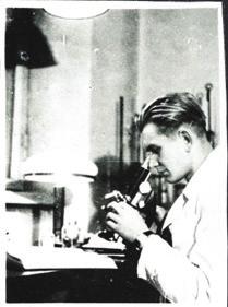 24 Eesti Rohuteadlane (1/2019) Johannes Tammeorg farmakognoosia instituudis. 1936-1939. F 103, S 562.