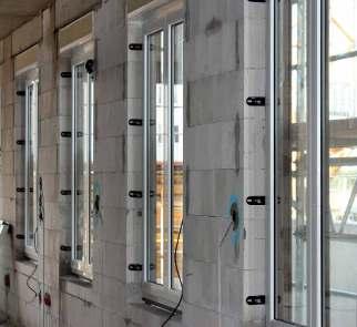 aknaavast kuni 40 mm väljaulatuvaks paigalduseks Alaosa nurgik välisseinale, aknaavast kuni 40 mm väljaulatuvaks paigalduseks a) JB-D/L-P ja JB-D/L-A kinnitamiseks müüritise külge (pikkus valida