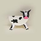 Keerulisema versiooni tegemiseks lapsed: 1 murravad papptaldriku pooleks, joonistavad või liimivad lehma kehale ning jalgadele mustad laigud 1 lõikavad lehma pea jaoks ovaalse roosa nina, mustast