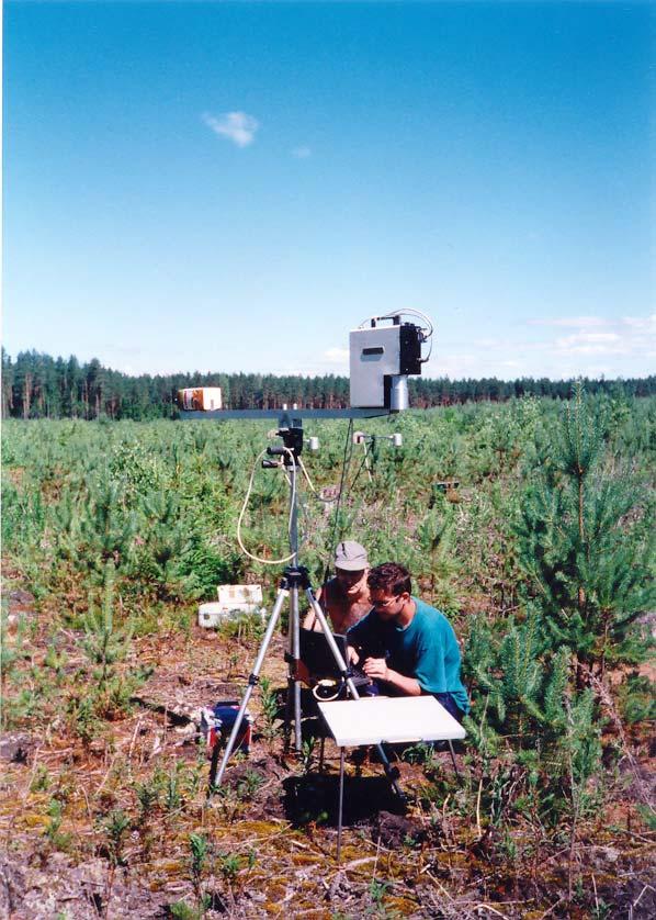 TAIMKATTE KAUGSEIRE Töörühma teadusprobleemideks on optilise kaugseire meetodid ning nende rakendamine peamiselt seoses taimkatte uurimisega nii ökoloogias, metsanduses, põllumajanduses, maakatte