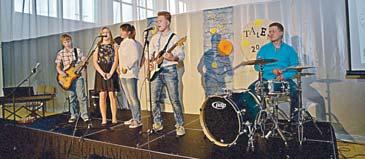 Publiku lemmikuks valiti Kostivere Kooli bänd, kes tõi kuulajateni Karl-Erik Taukari laulu Seitsme tuule poole. Kostivere Kooli Talent 2016 võitjaks osutus žürii hinnangul 6.